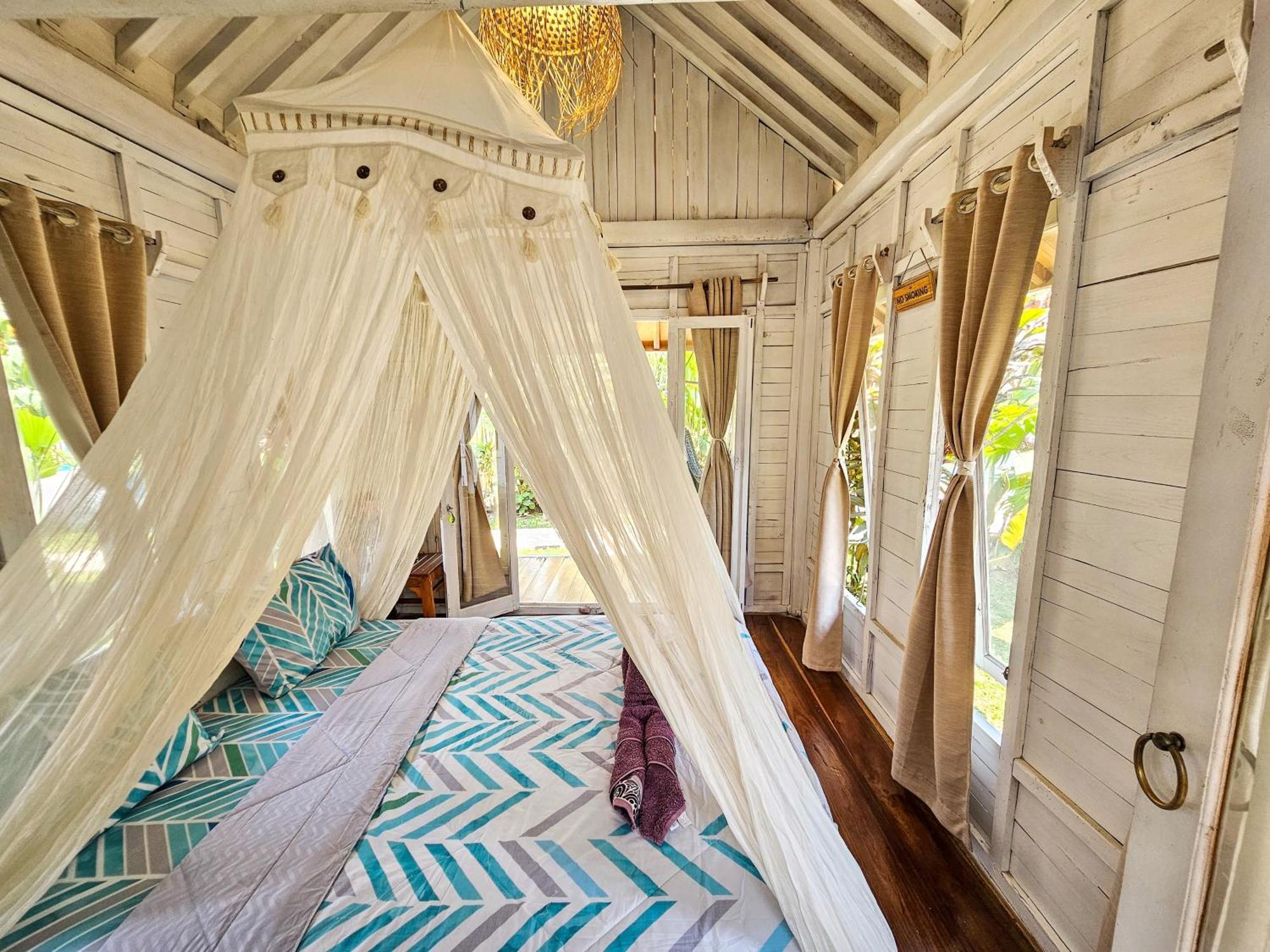 Janur Bungalow Magelang Luaran gambar