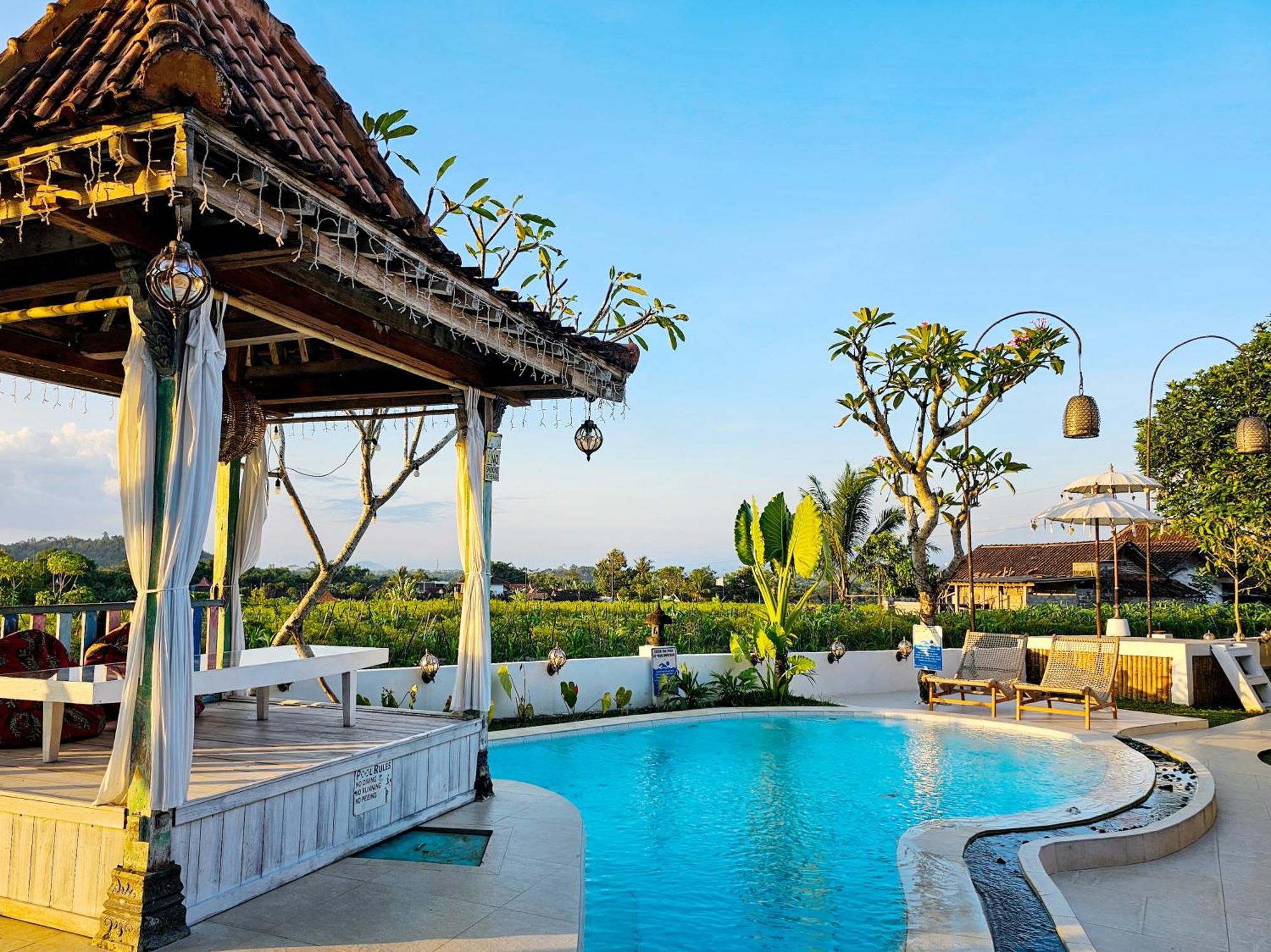 Janur Bungalow Magelang Luaran gambar