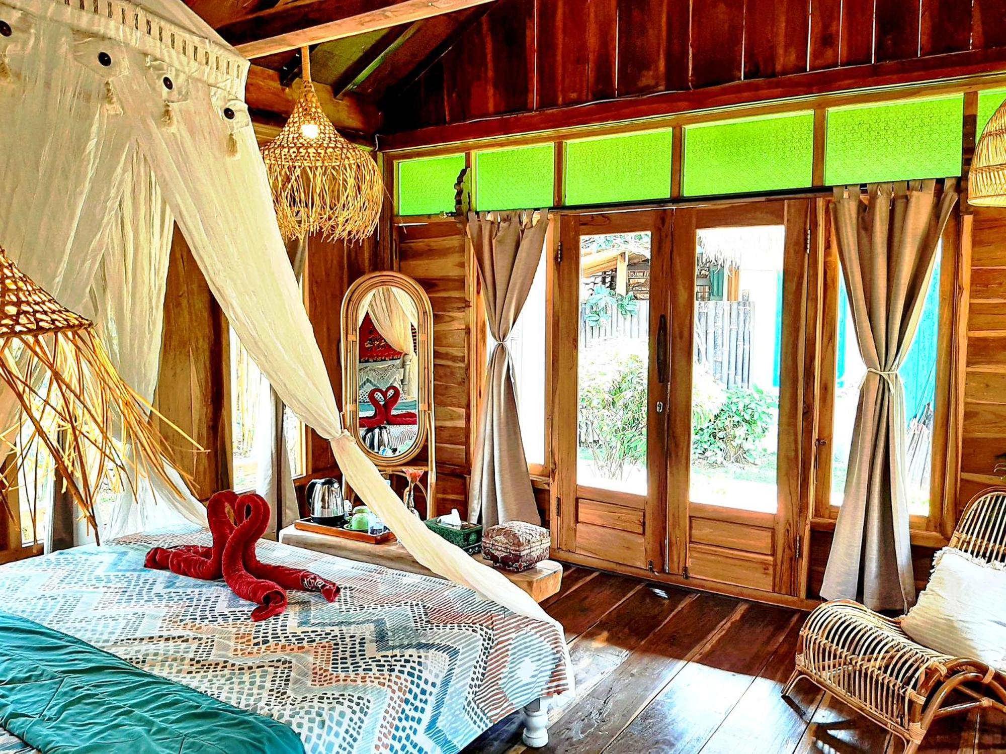 Janur Bungalow Magelang Bilik gambar
