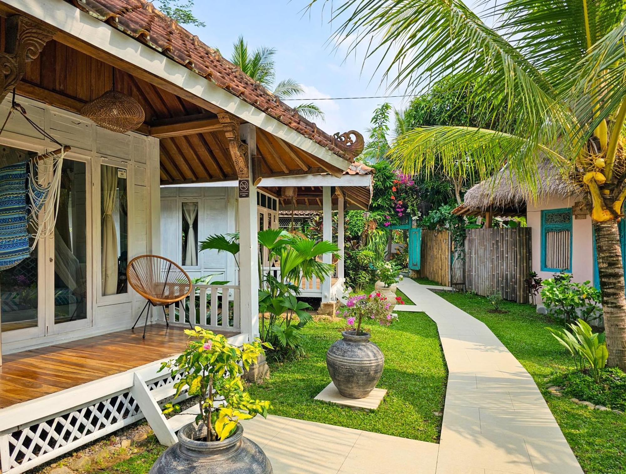 Janur Bungalow Magelang Bilik gambar